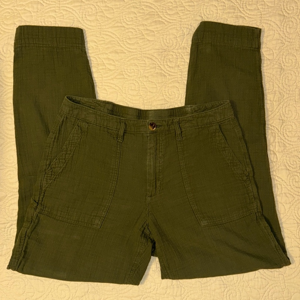 Old Navy Slouchy Tapered Pants, Arugula Green, cropped, size 12 tall